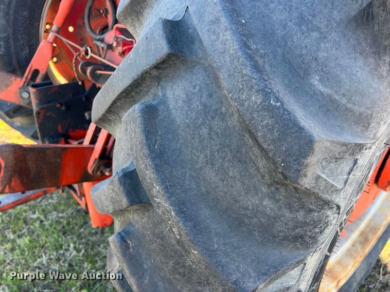 image for item DS2640 1979 Case 2090  tractor