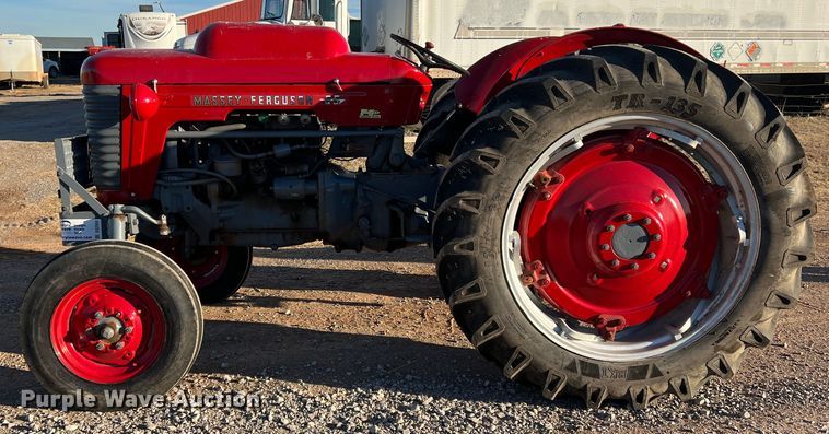 image for item DS2660 1958 Massey Fergusen 65  tractor