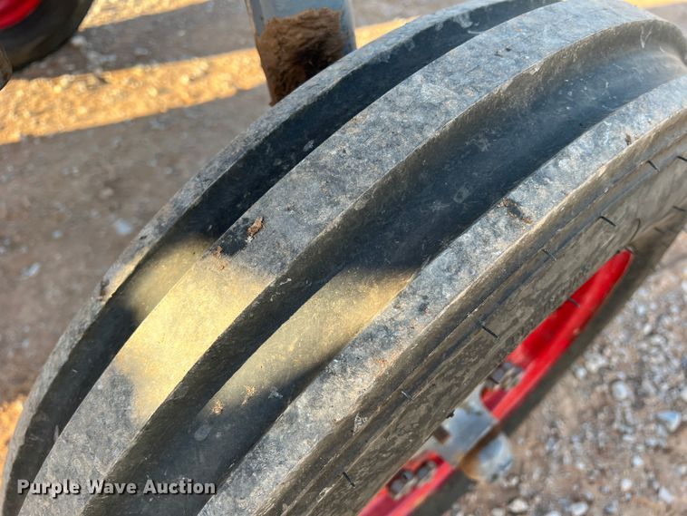 image for item DS2660 1958 Massey Fergusen 65  tractor