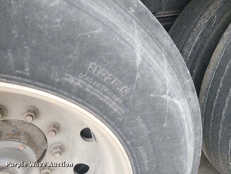 image for item JG9571 2007 Timpte  grain trailer