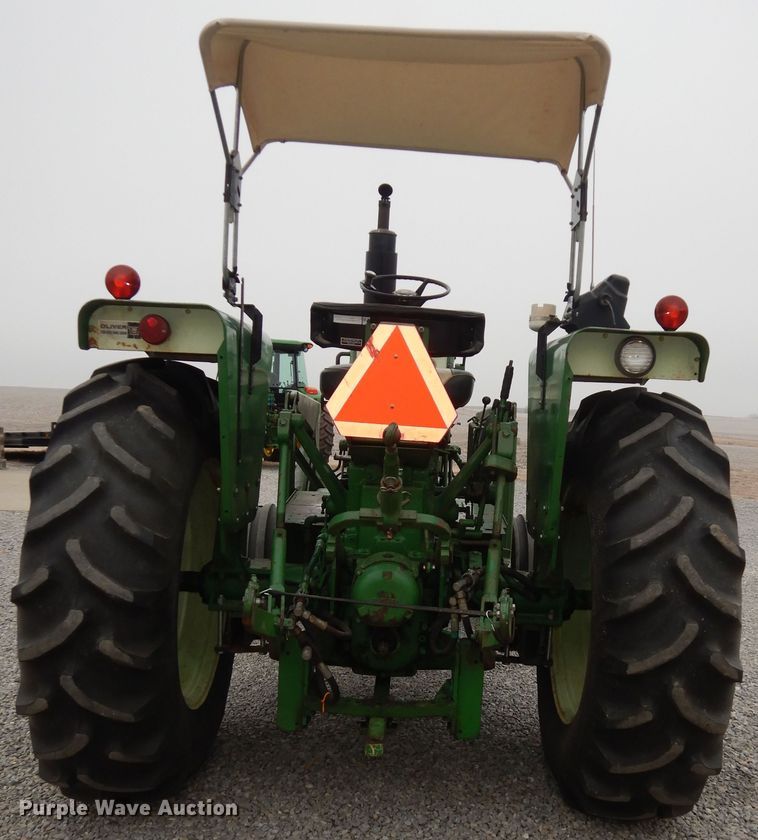 image for item JQ9929 1968 Oliver 1650  tractor