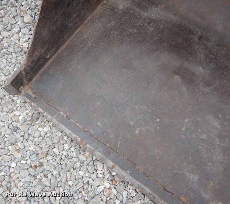 image for item JQ9929 1968 Oliver 1650  tractor