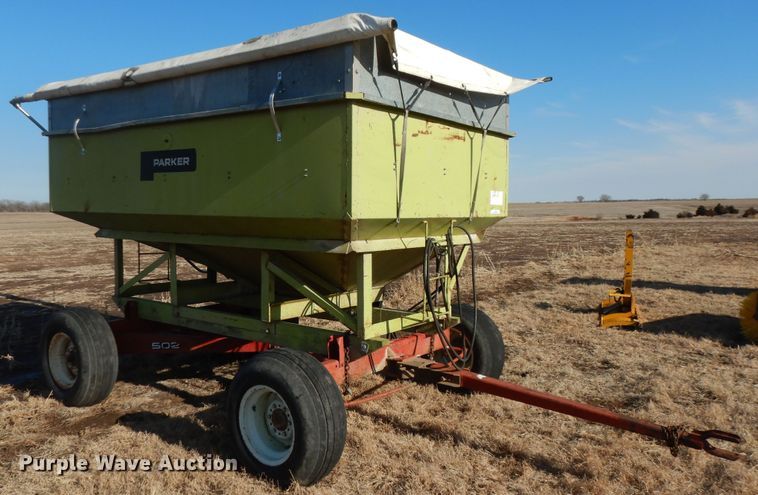 image for item JQ9958 Parker J2100  gravity wagon