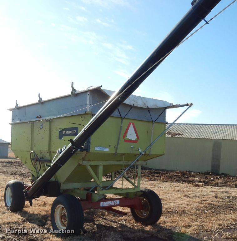 image for item JQ9958 Parker J2100  gravity wagon