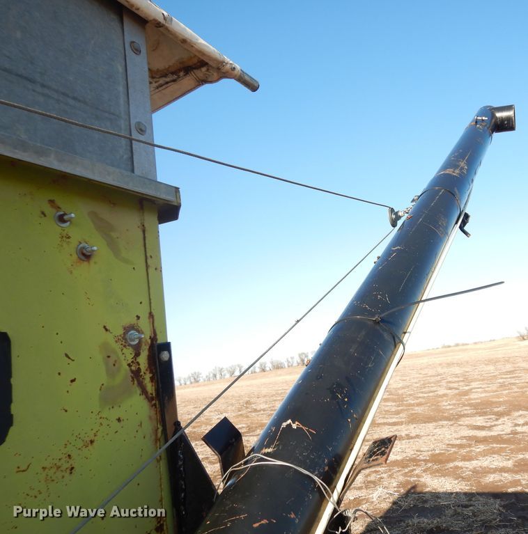 image for item JQ9958 Parker J2100  gravity wagon