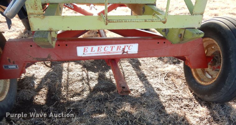 image for item JQ9958 Parker J2100  gravity wagon