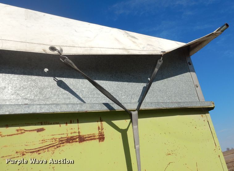 image for item JQ9958 Parker J2100  gravity wagon