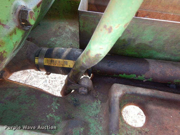 image for item JQ9977 1952 John Deere 50  tractor