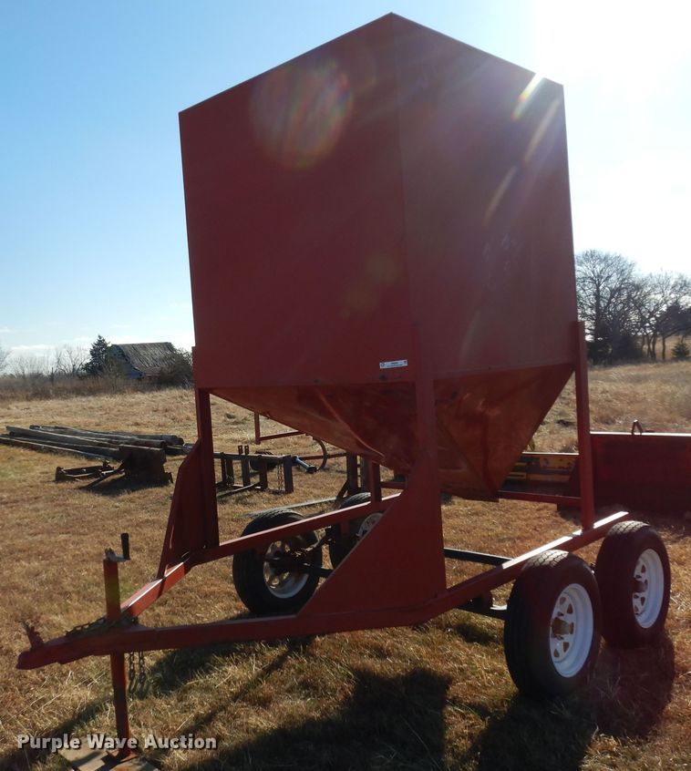 image for item JR9004 Feed bin