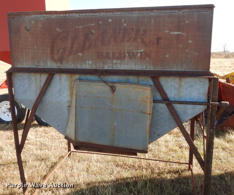 image for item JR9005 Ag equipment