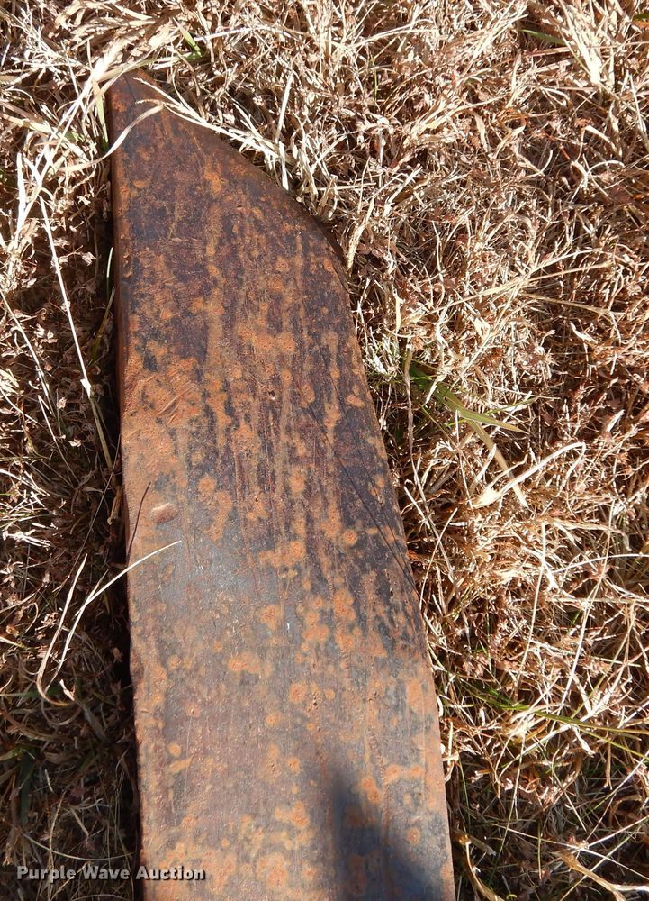 image for item JR9008 64"L forks