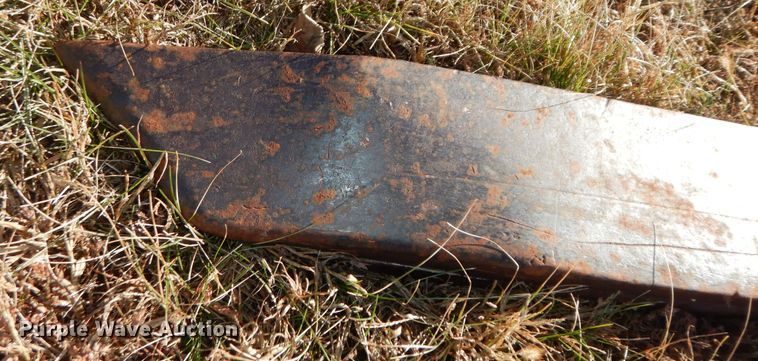 image for item JR9008 64"L forks