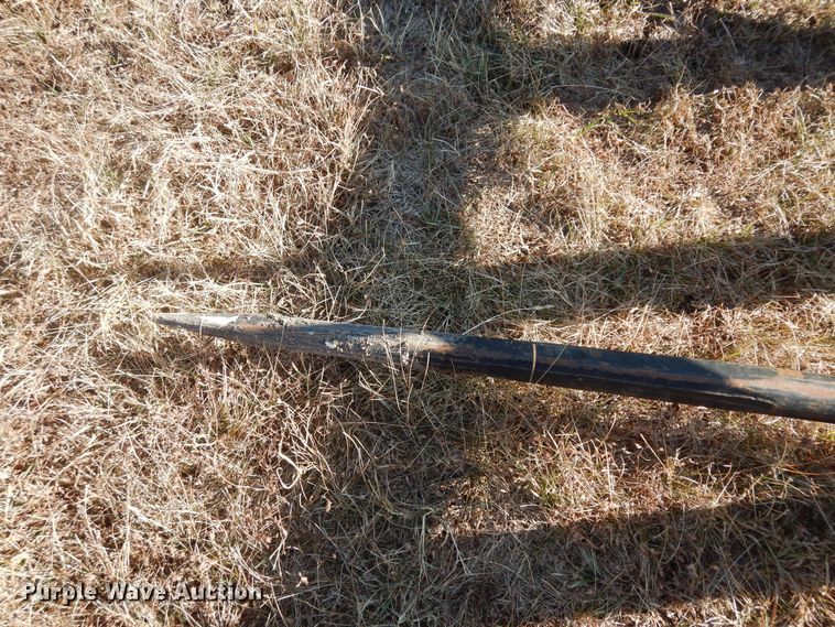 image for item JR9010 (2) bale spears