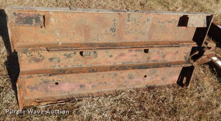 image for item JR9010 (2) bale spears