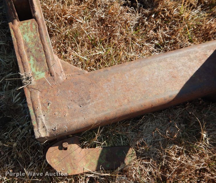 image for item JR9011 John Deere  quick attach