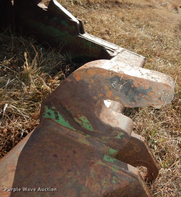 image for item JR9011 John Deere  quick attach