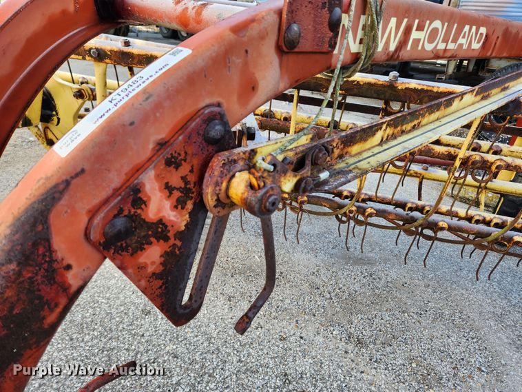 image for item KT9483 New Holland 256  hay rake