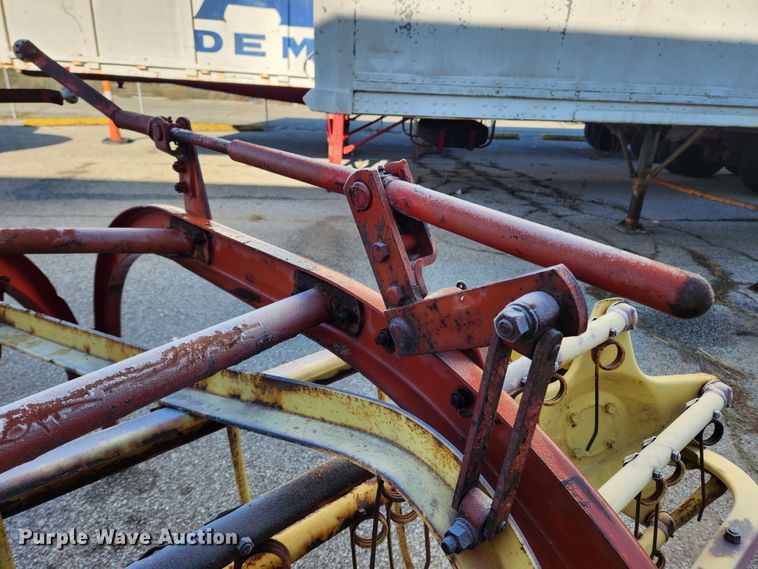 image for item KT9483 New Holland 256  hay rake