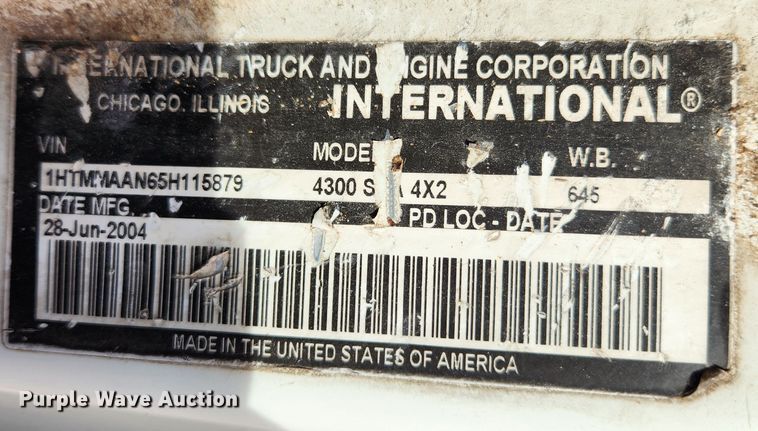 image for item KT9590 2005 International 4300  truck cab and chassis