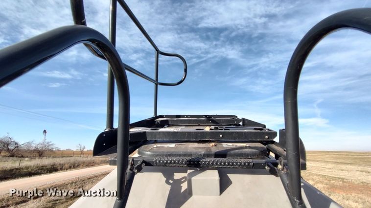 image for item LK9527 Case IH Precision Air 2280  air commodity cart