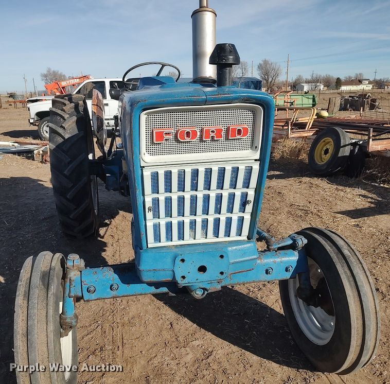 image for item MN9017 Ford 4000  tractor