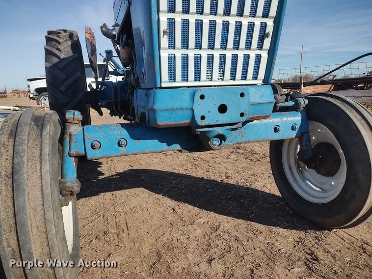 image for item MN9017 Ford 4000  tractor