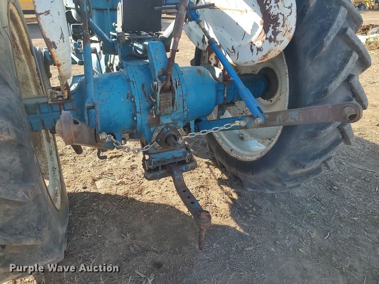 image for item MN9017 Ford 4000  tractor
