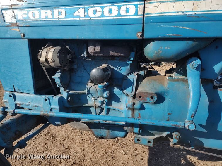 image for item MN9017 Ford 4000  tractor