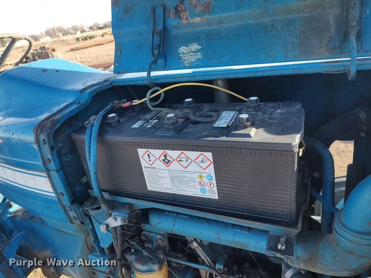 image for item MN9017 Ford 4000  tractor