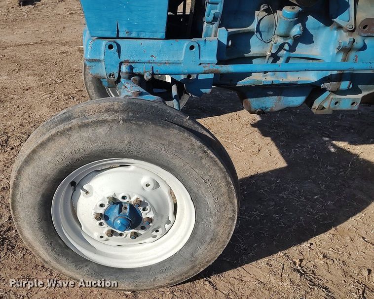 image for item MN9017 Ford 4000  tractor