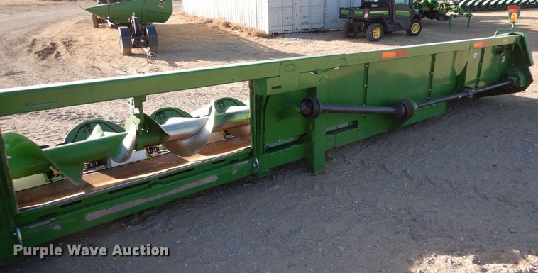 image for item MP9059 John Deere 616C  corn head