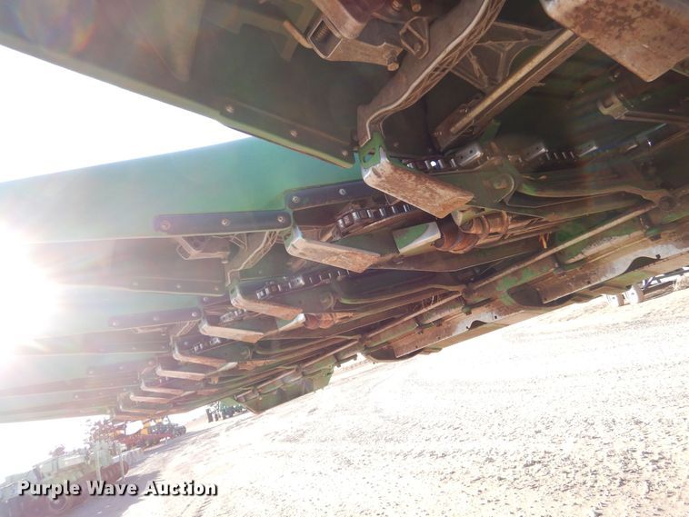 image for item MP9059 John Deere 616C  corn head