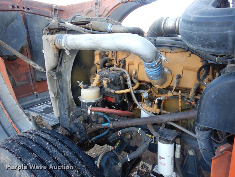 image for item DF8294 2003 Peterbilt 379  semi truck