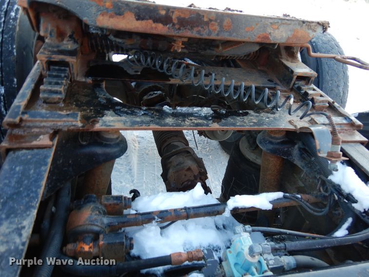 image for item DF8294 2003 Peterbilt 379  semi truck