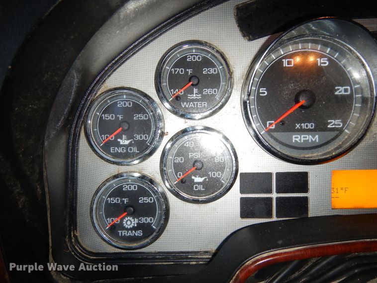 image for item DF8295 2010 International Lonestar  semi truck