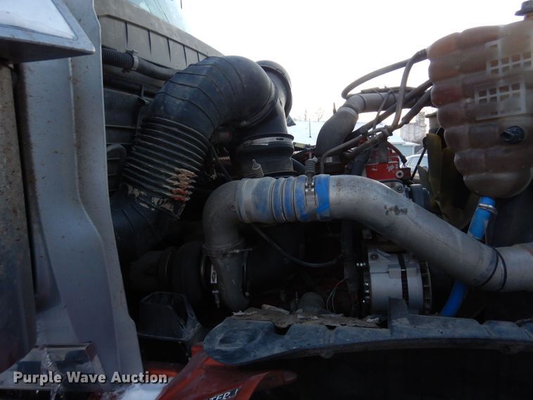 image for item DF8295 2010 International Lonestar  semi truck