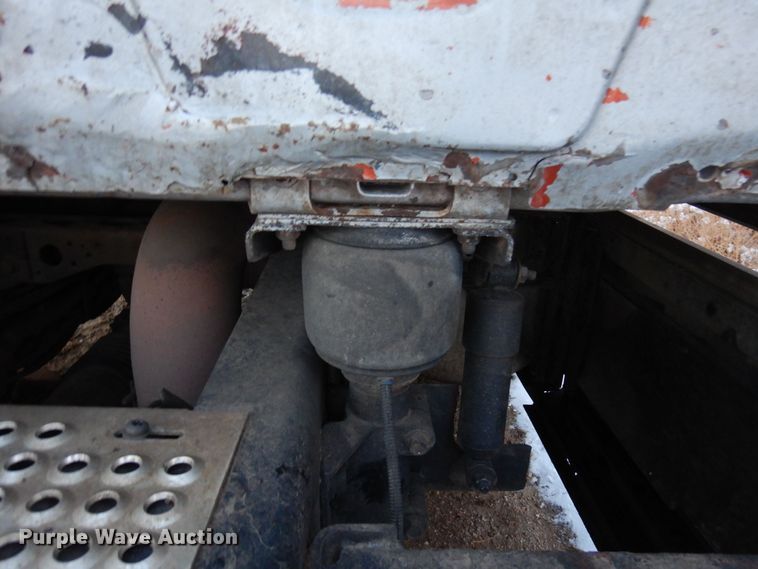 image for item DF8295 2010 International Lonestar  semi truck