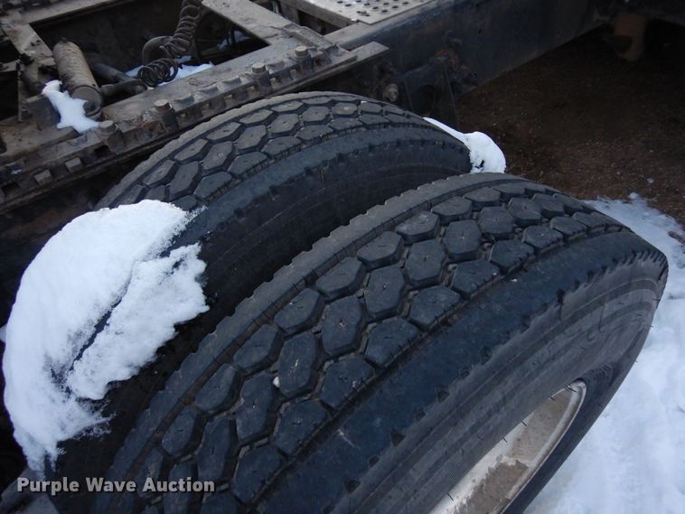 image for item DF8295 2010 International Lonestar  semi truck