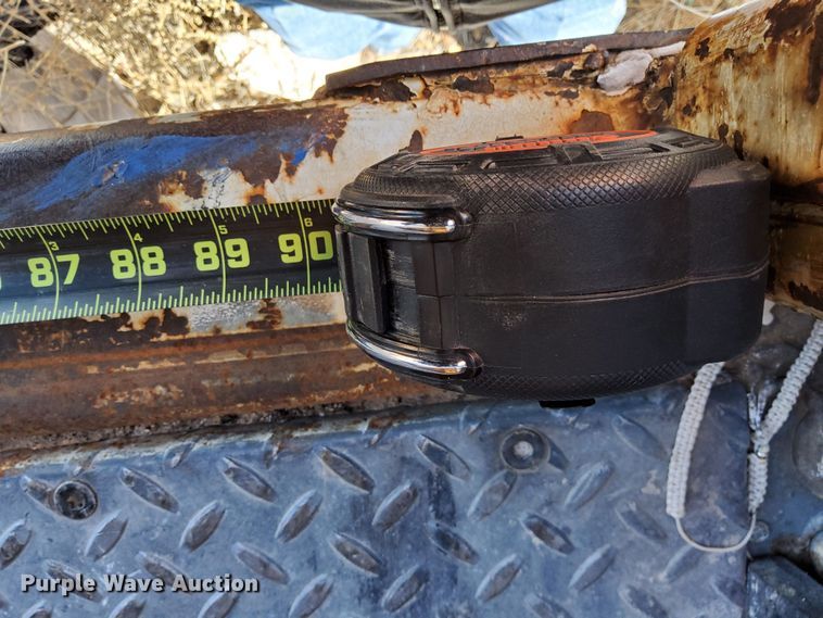 image for item DK6495 1984 Fruehauf Road Systems  dry van trailer