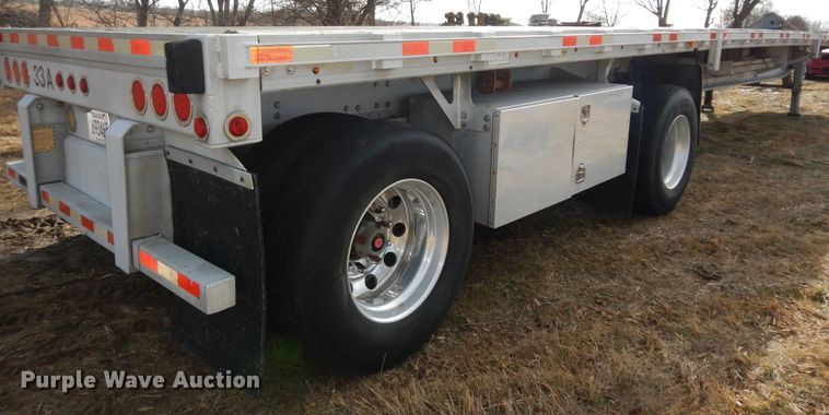 image for item DK7516 2007 Manac  flatbed trailer
