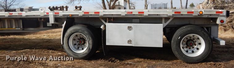 image for item DK7516 2007 Manac  flatbed trailer