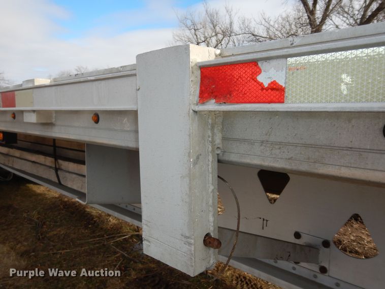 image for item DK7516 2007 Manac  flatbed trailer