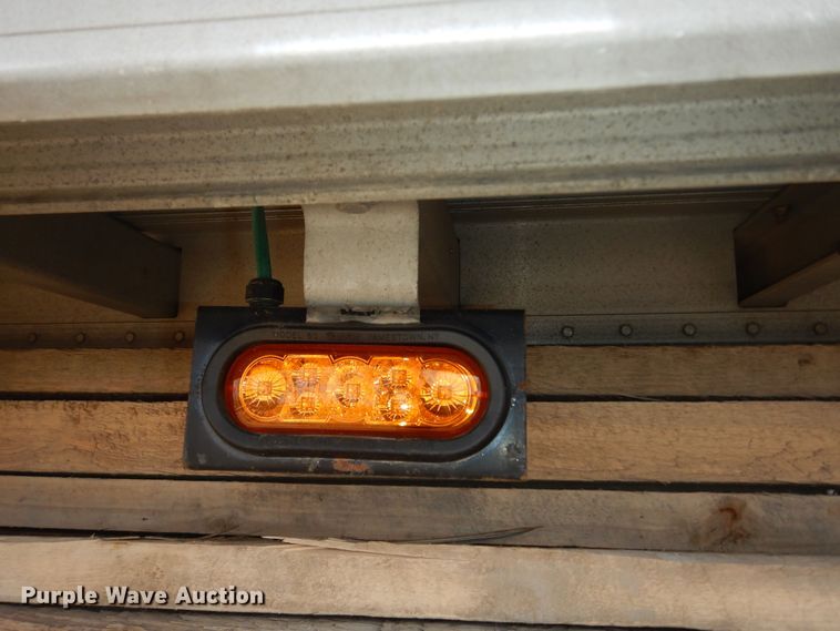 image for item DK7516 2007 Manac  flatbed trailer