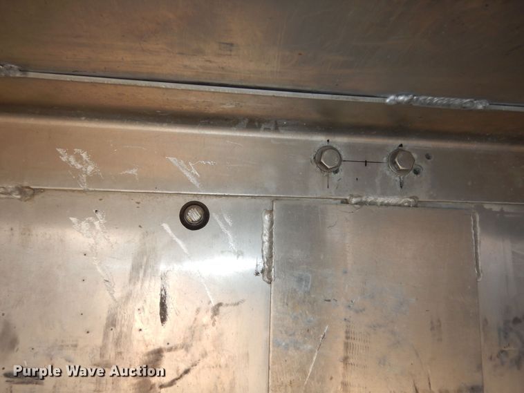 image for item DK7516 2007 Manac  flatbed trailer