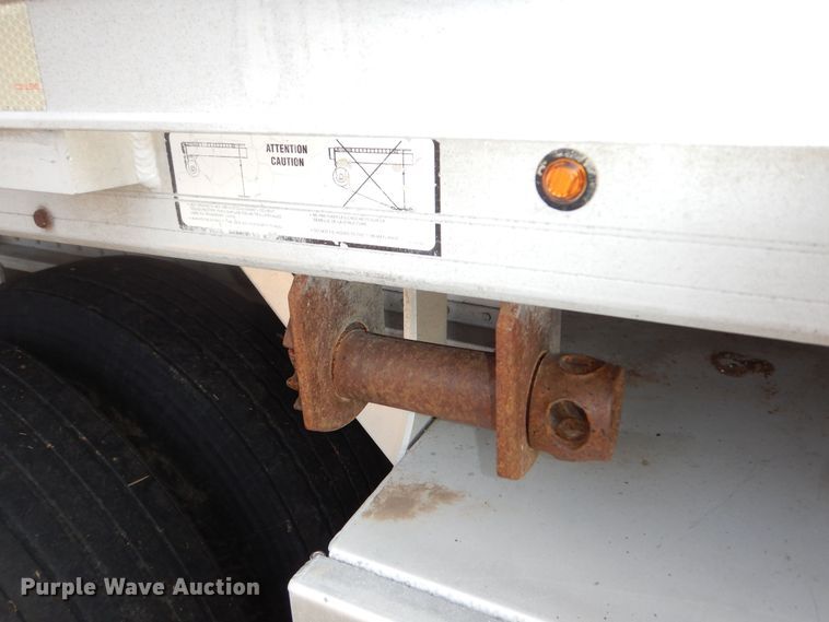 image for item DK7516 2007 Manac  flatbed trailer