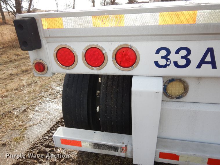 image for item DK7516 2007 Manac  flatbed trailer