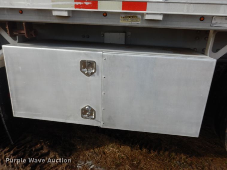 image for item DK7516 2007 Manac  flatbed trailer
