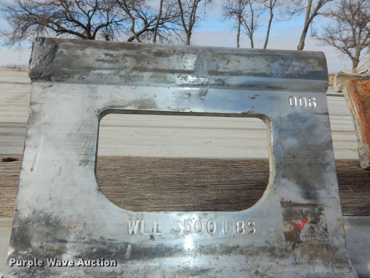 image for item DK7516 2007 Manac  flatbed trailer