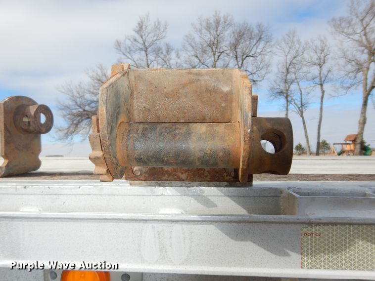 image for item DK7516 2007 Manac  flatbed trailer