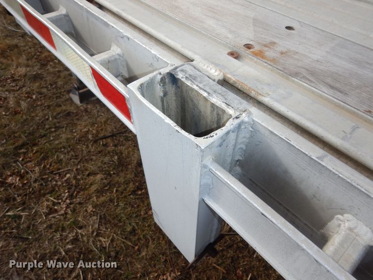 image for item DK7516 2007 Manac  flatbed trailer